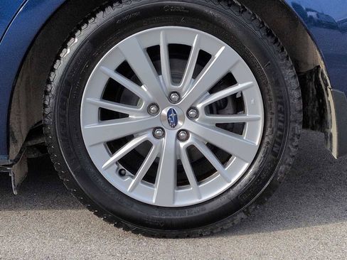 Used 2018 Subaru Impreza 2.0i Premium image 12