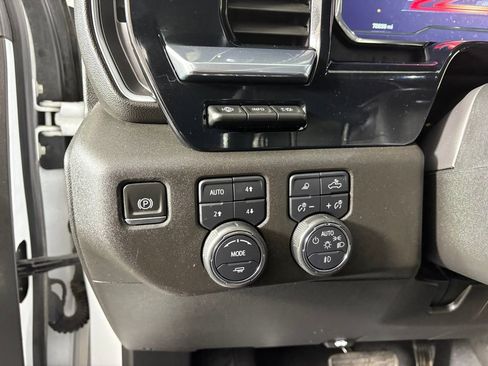 Used 2024 Chevrolet Silverado 2500 LTZ w/ LTZ Premium Package image 15