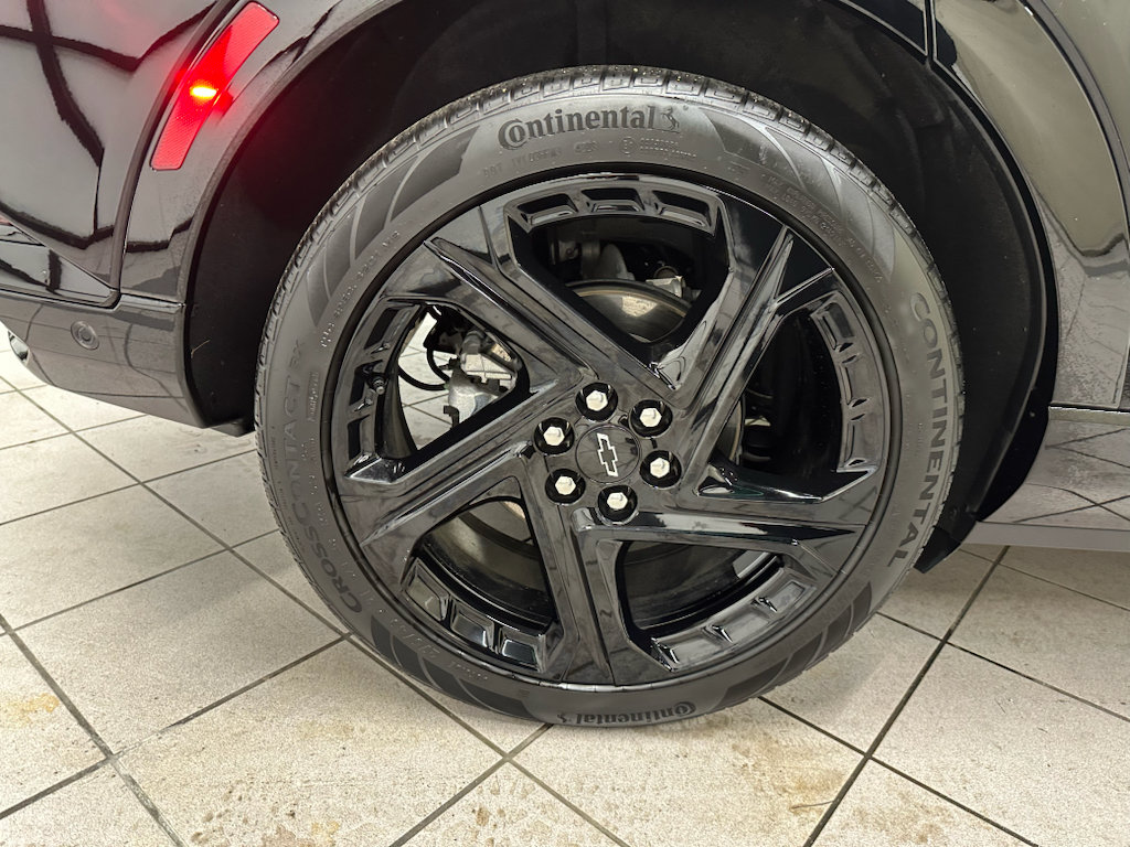 Used 2024 Chevrolet Equinox EV RS FWD image 13