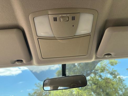 Used 2011 Nissan Rogue SV FWD image 54