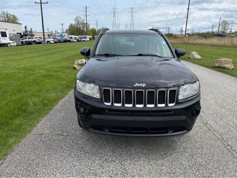 Used 2013 Jeep Compass Latitude AWD/4WD image 3