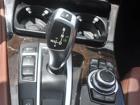 Used 2013 BMW 528i Sedan RWD image 37