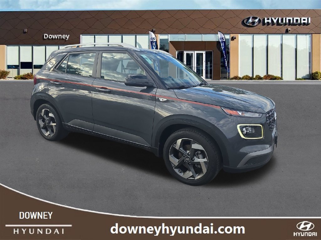 Used 2024 Hyundai Venue Limited FWD image 7