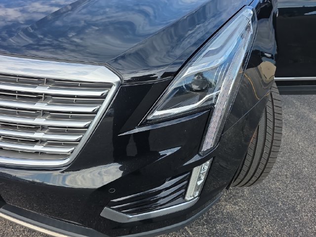 Used 2017 Cadillac XT5 Platinum AWD/4WD image 30