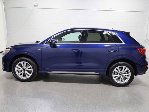 Certified 2025 Audi Q3 2.0T Premium w/ Convenience Package image 2