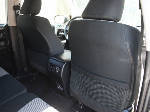 Certified 2024 Toyota 4Runner SR5 AWD/4WD image 27