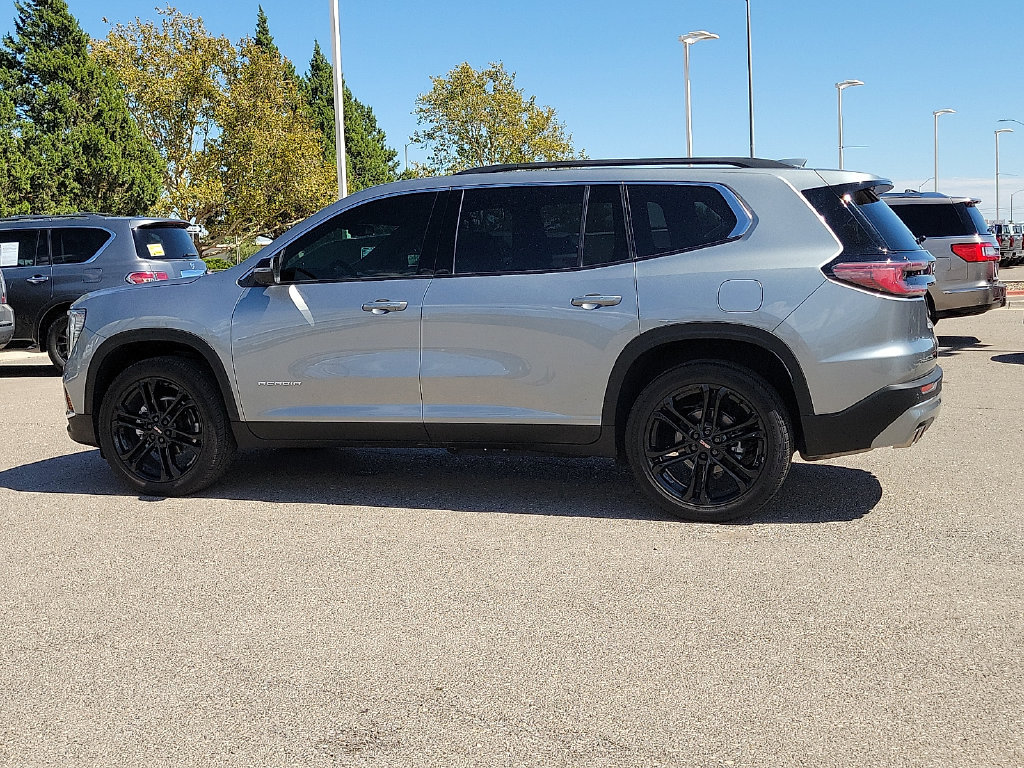 Used 2025 GMC Acadia Elevation FWD image 7