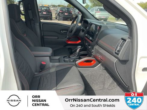 New 2025 Nissan Frontier Pro-X w/ Tow Package RWD image 11