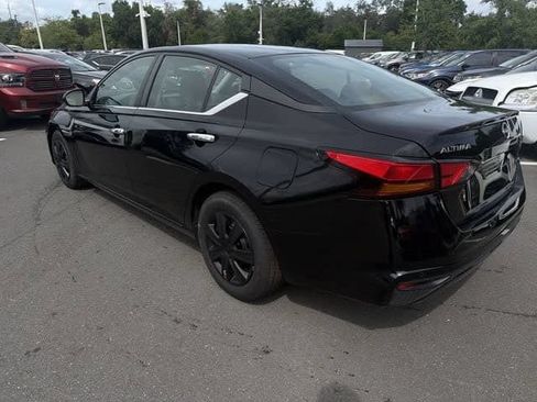 Used 2023 Nissan Altima 2.5 S FWD image 15
