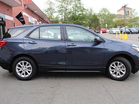Used 2018 Chevrolet Equinox LS w/ LPO, Protection Package AWD/4WD image 6