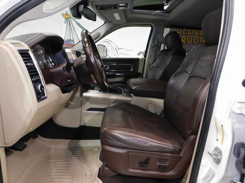 Used 2015 RAM 3500 Laramie Longhorn image 30