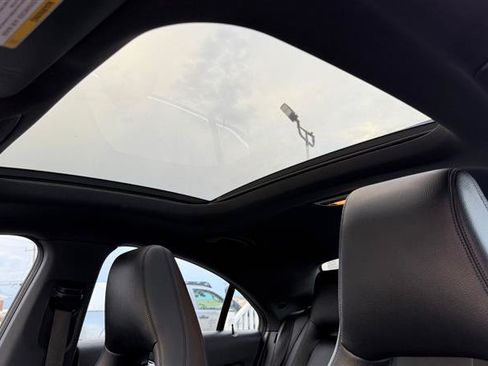 Used 2014 Mercedes-Benz CLA 250 image 24