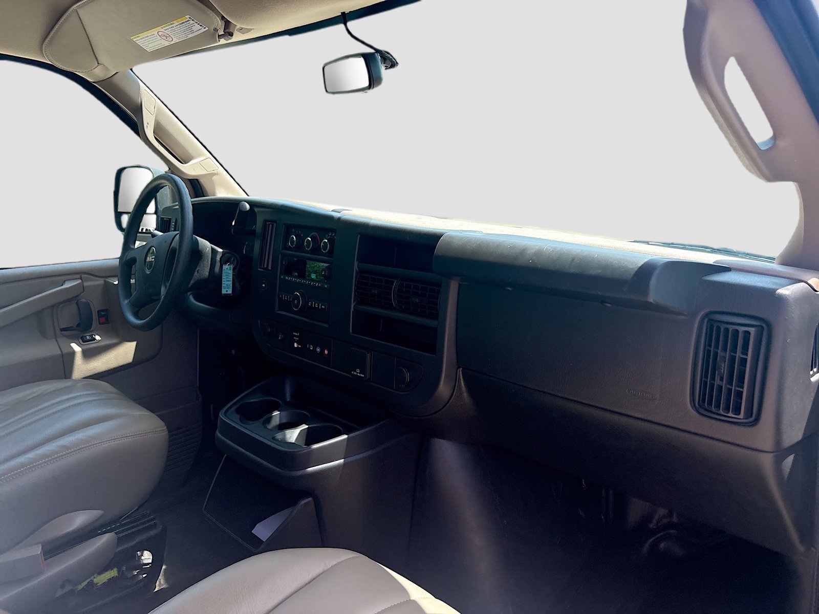Used 2025 GMC Savana 2500 w/ Enhanced Convenience Package RWD image 22