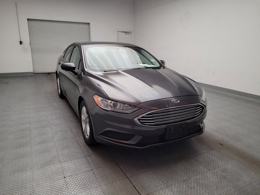 Used 2018 Ford Fusion SE w/ Fusion SE Technology Package FWD image 14