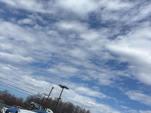 Used 2020 Ford Explorer XLT w/ Equipment Group 202A image 13