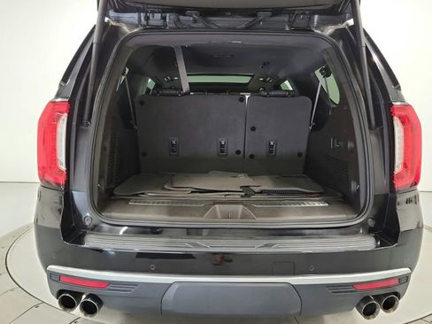 Used 2022 GMC Yukon XL Denali RWD image 33