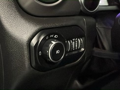 Used 2021 Jeep Wrangler Unlimited Sport AWD/4WD image 23