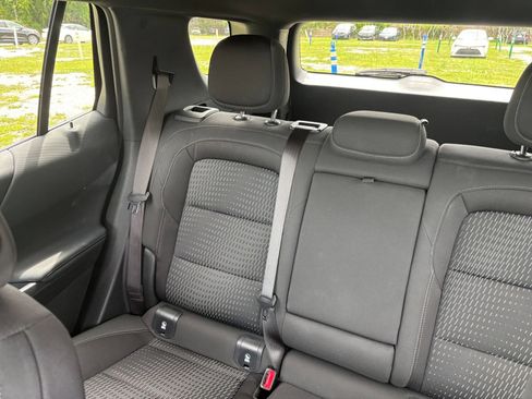 Used 2025 Chevrolet Equinox LT FWD image 41