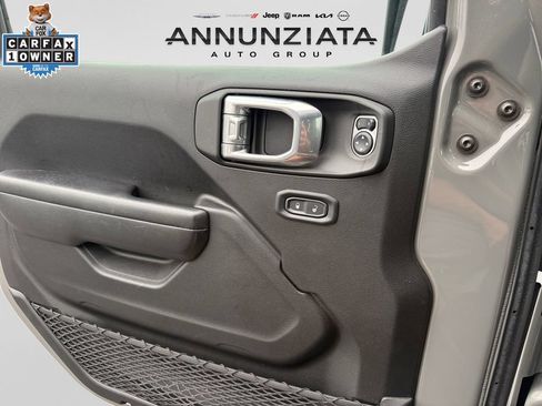 Used 2021 Jeep Wrangler Unlimited Sport AWD/4WD image 25