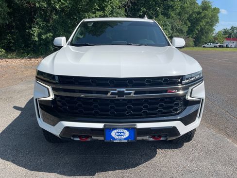 Used 2022 Chevrolet Tahoe Z71 w/ Z71 Off-Road Package AWD/4WD image 10