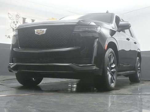 Used 2024 Cadillac Escalade Sport AWD/4WD image 4