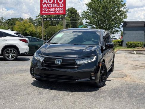Used 2023 Honda Odyssey Sport image 1