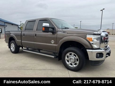 Used 2015 Ford F250 Lariat w/ Chrome Package image 32