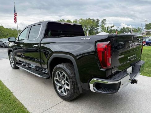 Used 2023 GMC Sierra 1500 SLT AWD/4WD image 25