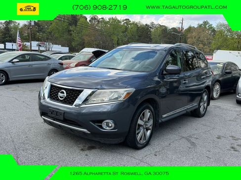 Used 2013 Nissan Pathfinder Platinum FWD image 1