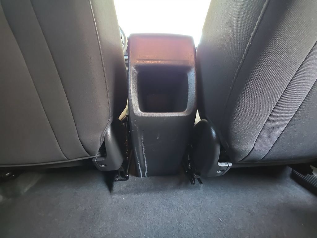 Used 2025 Chevrolet Trax LS FWD image 21