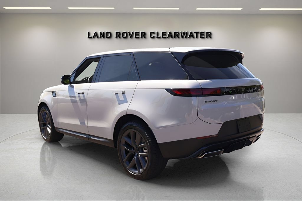 New 2026 Land Rover Range Rover Sport SE AWD/4WD image 3