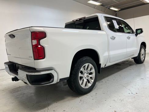 Used 2022 Chevrolet Silverado 1500 LTZ image 9