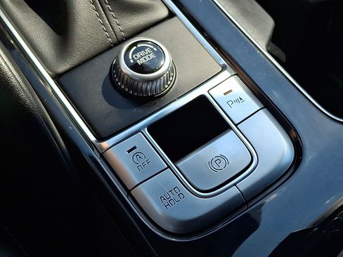 Certified 2024 Kia Telluride LX FWD image 26