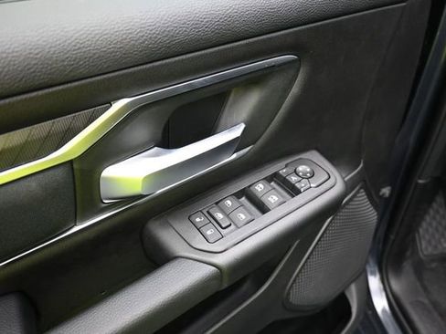 New 2026 RAM 1500 4x4 Crew Cab image 13