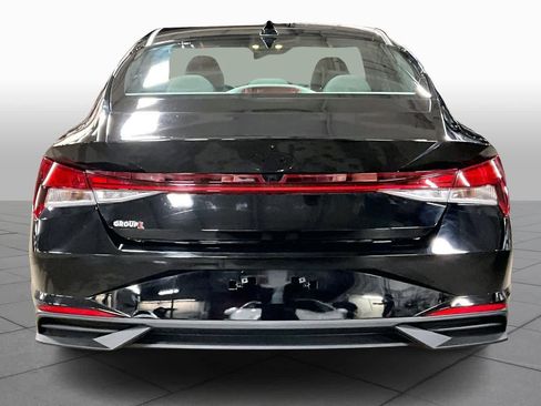 Used 2023 Hyundai Elantra SEL w/ Convenience Package image 4