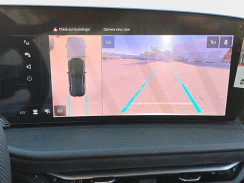 New 2025 Audi SQ5 Prestige image 26