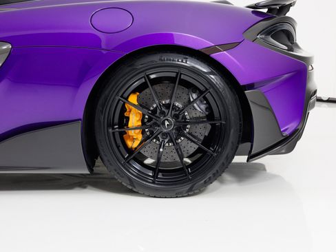 Used 2020 McLaren 600LT Spider RWD image 14