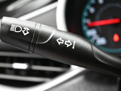 Used 2022 Chevrolet Malibu LT image 21