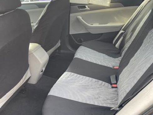 Used 2016 Hyundai Sonata SE image 8