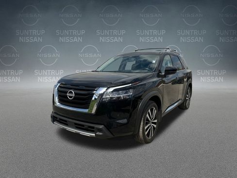 Used 2024 Nissan Pathfinder Platinum FWD image 38