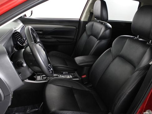 Used 2019 Mitsubishi Outlander ES AWD/4WD image 20