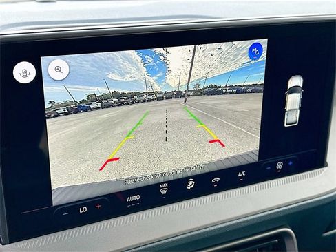 New 2026 Ford Maverick XL image 8