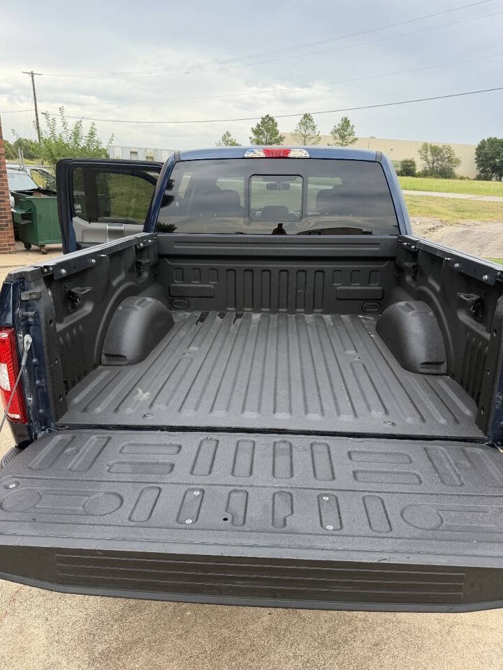 Used 2019 Ford F150 XLT w/ Equipment Group 302A Luxury AWD/4WD image 11