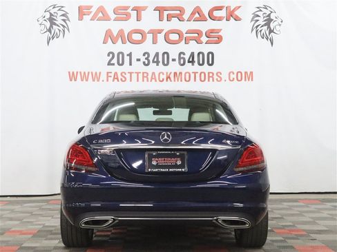 Used 2020 Mercedes-Benz C 300 4MATIC Sedan image 5
