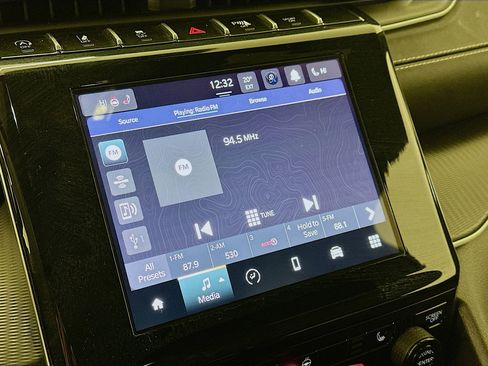 Used 2023 Jeep Grand Cherokee Altitude image 21