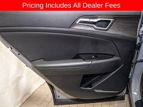 Used 2023 Kia Sportage X-Line w/ X-Line Premium Package AWD/4WD image 11
