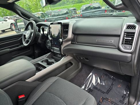 New 2026 RAM 3500 Big Horn AWD/4WD image 26