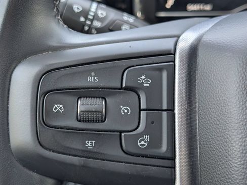 Used 2025 GMC Sierra 1500 SLT AWD/4WD image 15