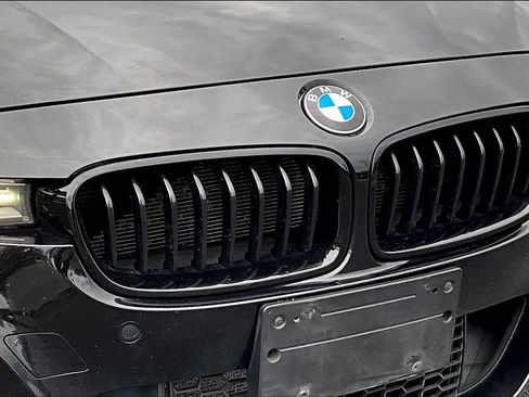 Used 2016 BMW 340i xDrive Sedan image 35