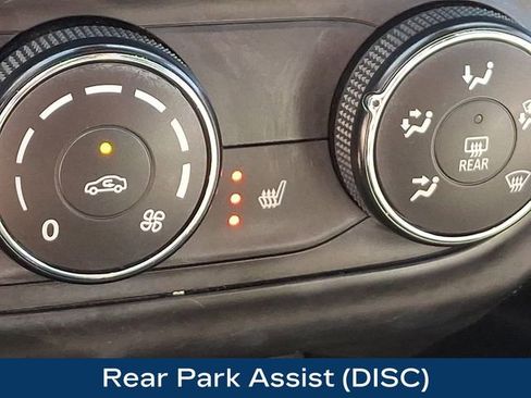 Used 2024 Chevrolet Trax RS w/ Driver Confidence Package FWD image 16